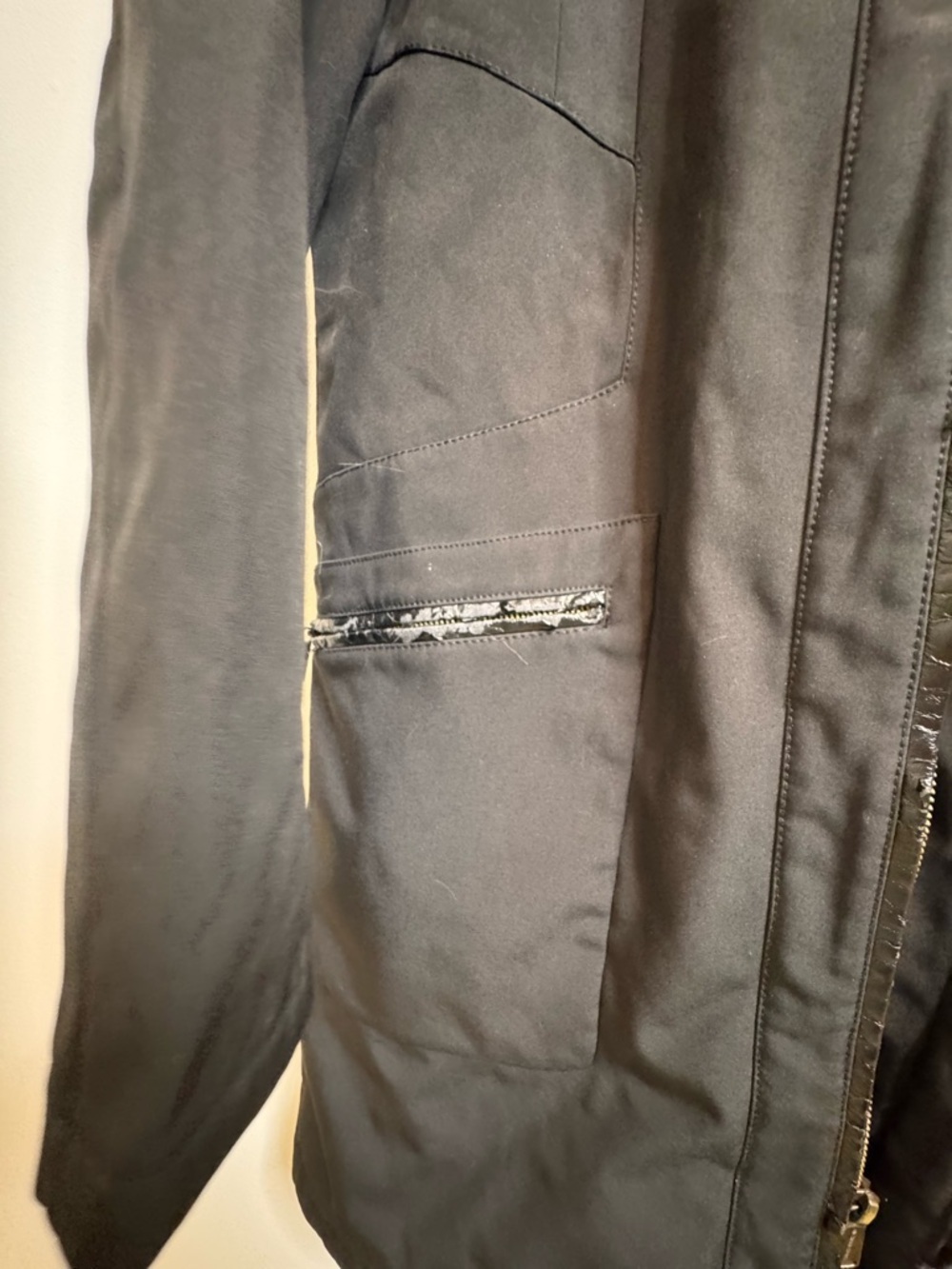 MICHAEL Michael Kors Black Hooded Raincoat - Picture 4 of 6